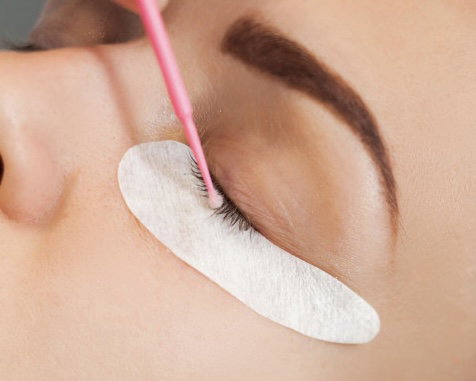 Dépose extensions de cils + soin