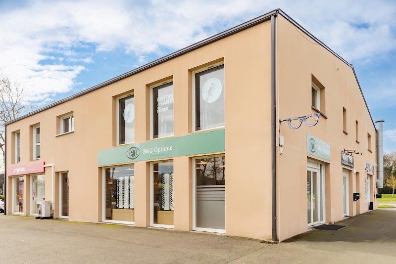 Façade extérieure de la boutique B&G Optique à Lanvollon